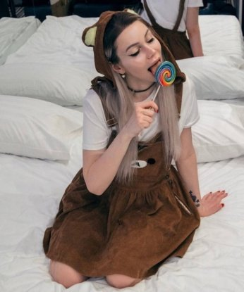 Ева